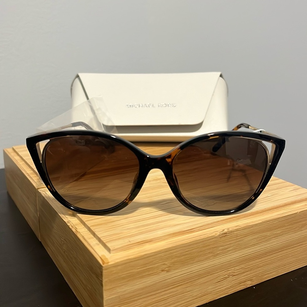 NEW Michael Kors 55mm Cat Eye Sunglasses